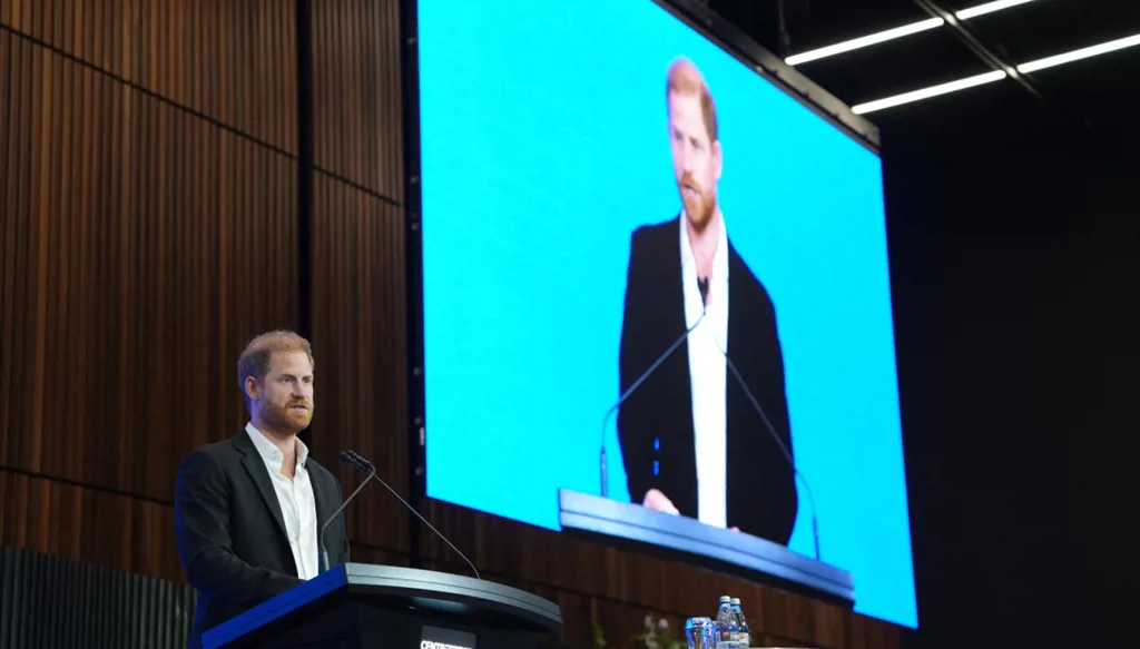 الأمير هاري يصل إلى كييف في زيارة لم تُعلَن سلفاً