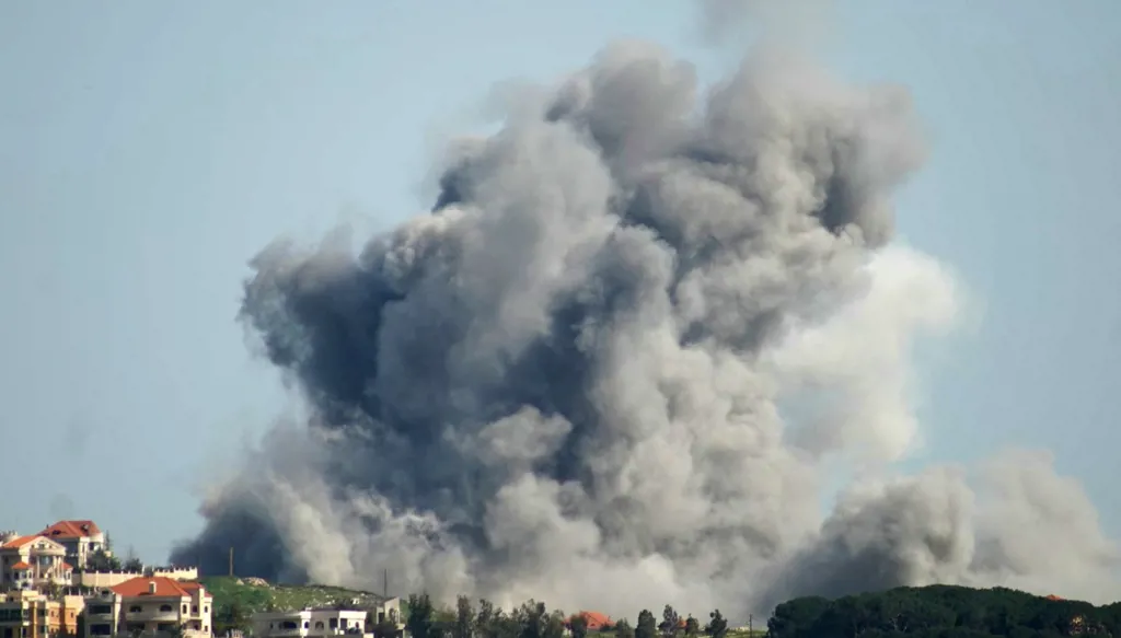 هدنة 10 أيام في لبنان تبدأ منتصف الليل: ترامب يعلن الاتفاق… عون يتمسّك بالسيادة و"حزب الله" يربط الالتزام بوقف القتال الإسرائيلي