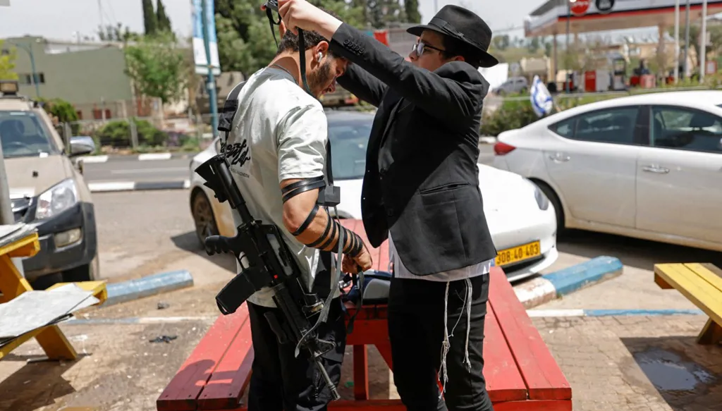 من "زئير الأسد" إلى قرار ترامب: كيف يقرأ الإسرائيليّون وقف النّار في لبنان؟