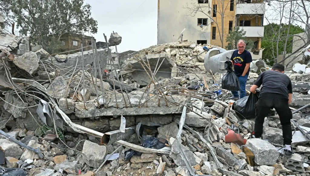 الجيش الإسرائيلي يعلن القضاء على قائد قطاع بنت جبيل... من هو علي عباس؟