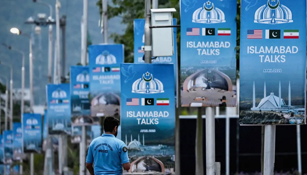 كيف تمكّنت باكستان من كسب ود ترامب واستضافة المفاوضات التاريخية؟