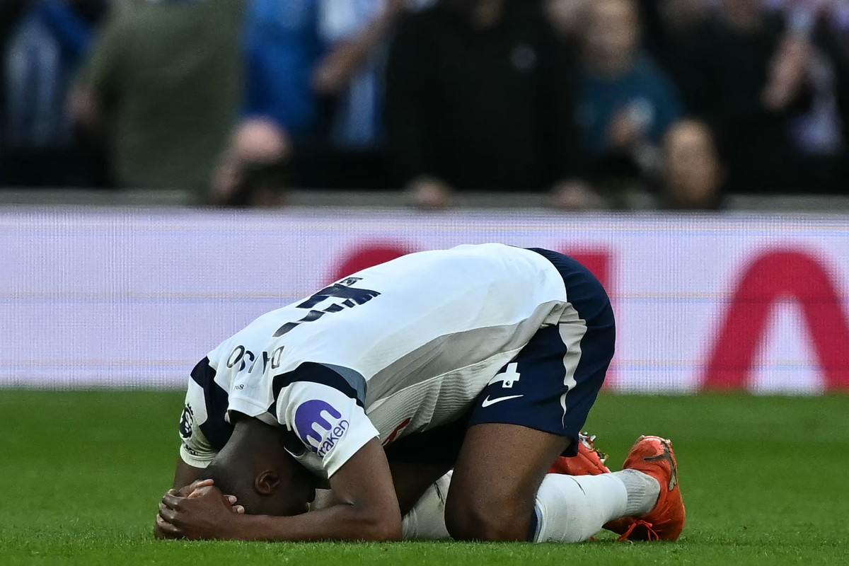 توتنهام يُصارع في الأمتار الأخيرة. (أ ف ب)