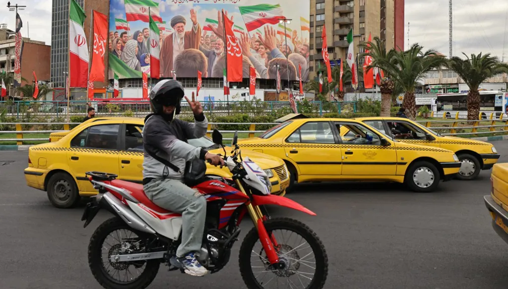 جهود باكستان في سباق مع الوقت وسط انحسار التّفاؤل باختراق أميركي - إيراني