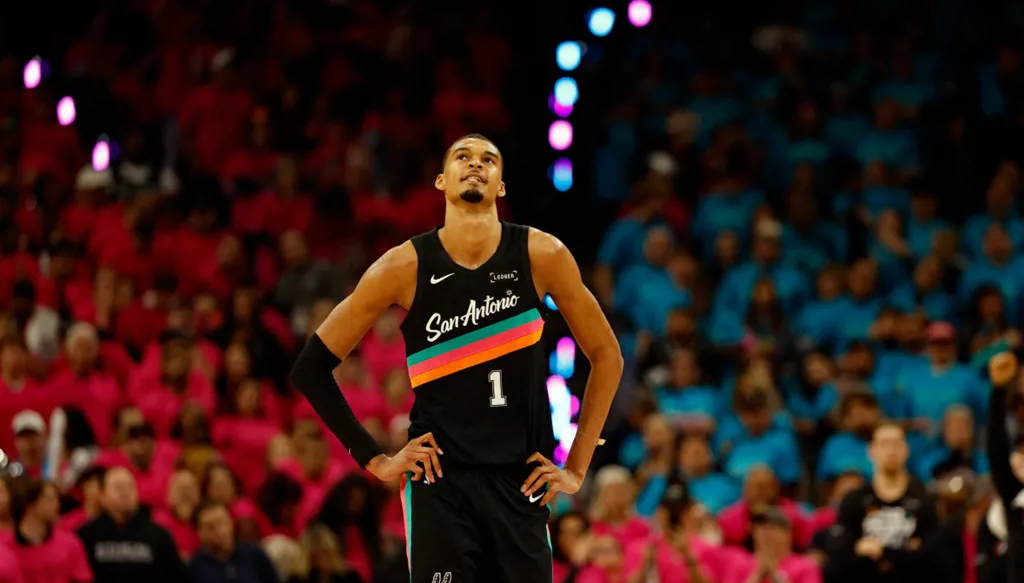 سيطرة مطلقة... فيكتور ويمبانياما ملك الدفاع بلا منازع في NBA