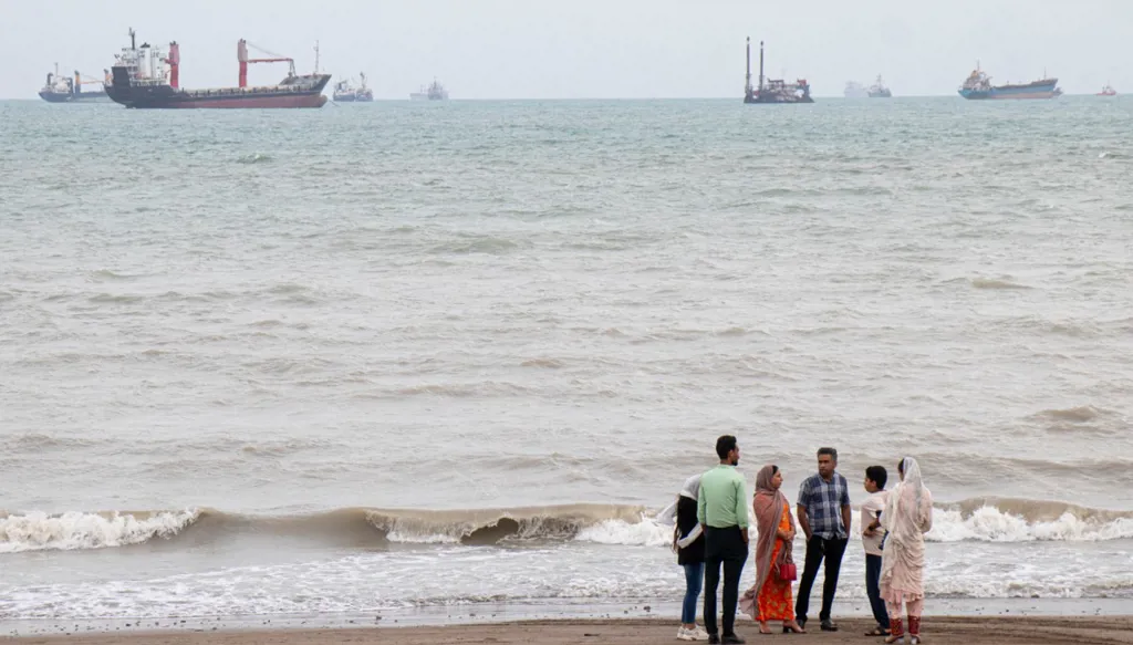 مضيق هرمز بين الألغام واستراتيجيّة إيران... هل تستطيع أميركا فرض سيطرتها؟