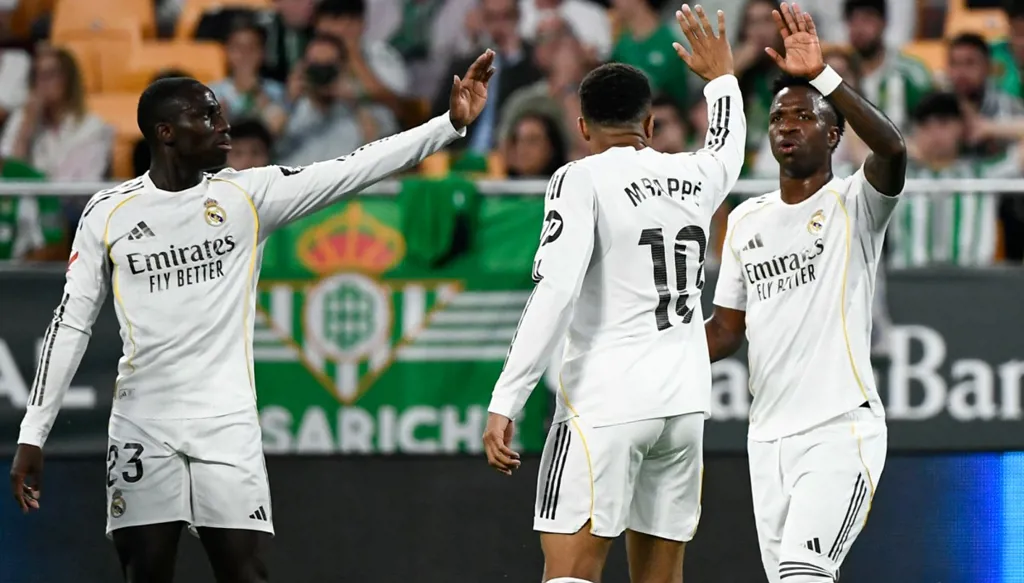 لاعبو ريال مدريد. (أ ف ب) 