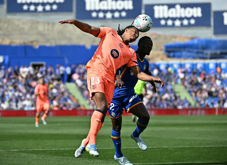 من مباراة برشلونة ضد خيتافي. (أ ف ب)