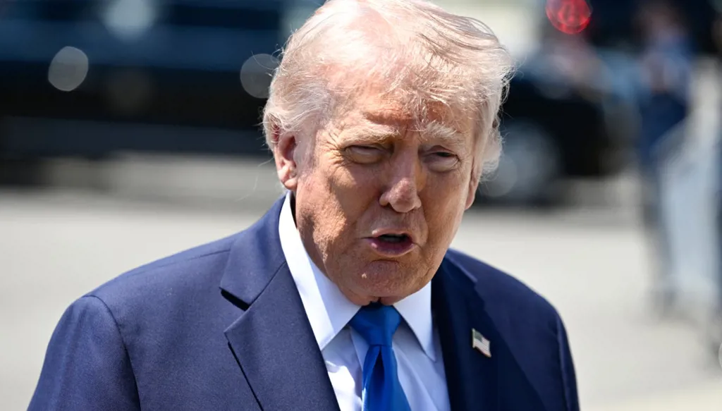 ترامب يعود إليه وسط توتر مع الإعلام... ماذا نعرف عن عشاء مراسلي البيت الأبيض؟