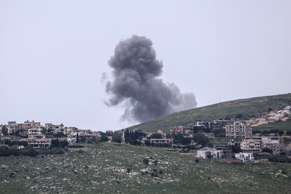 غارة إسرائيلية في جنوب لبنان  (أ ف ب)