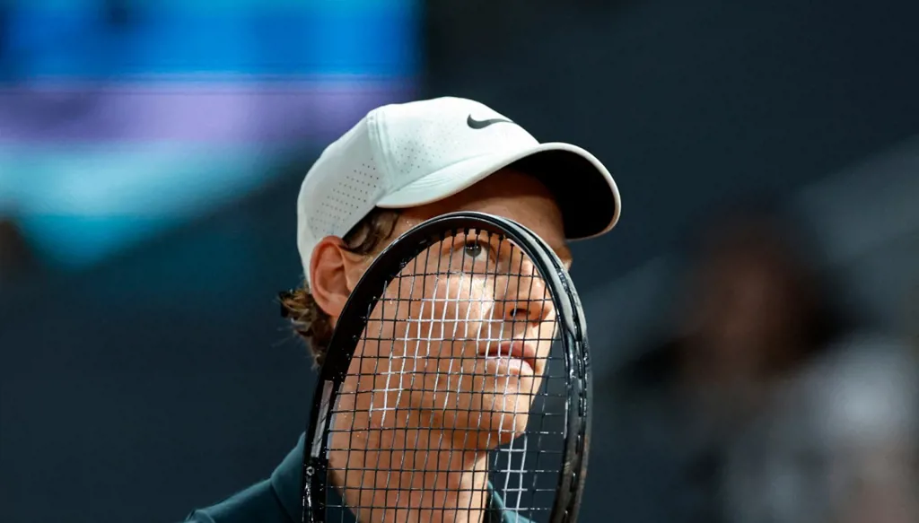 يانيك سينر يتأهل إلى نصف نهائي مدريد وبوتابوفا تتألق