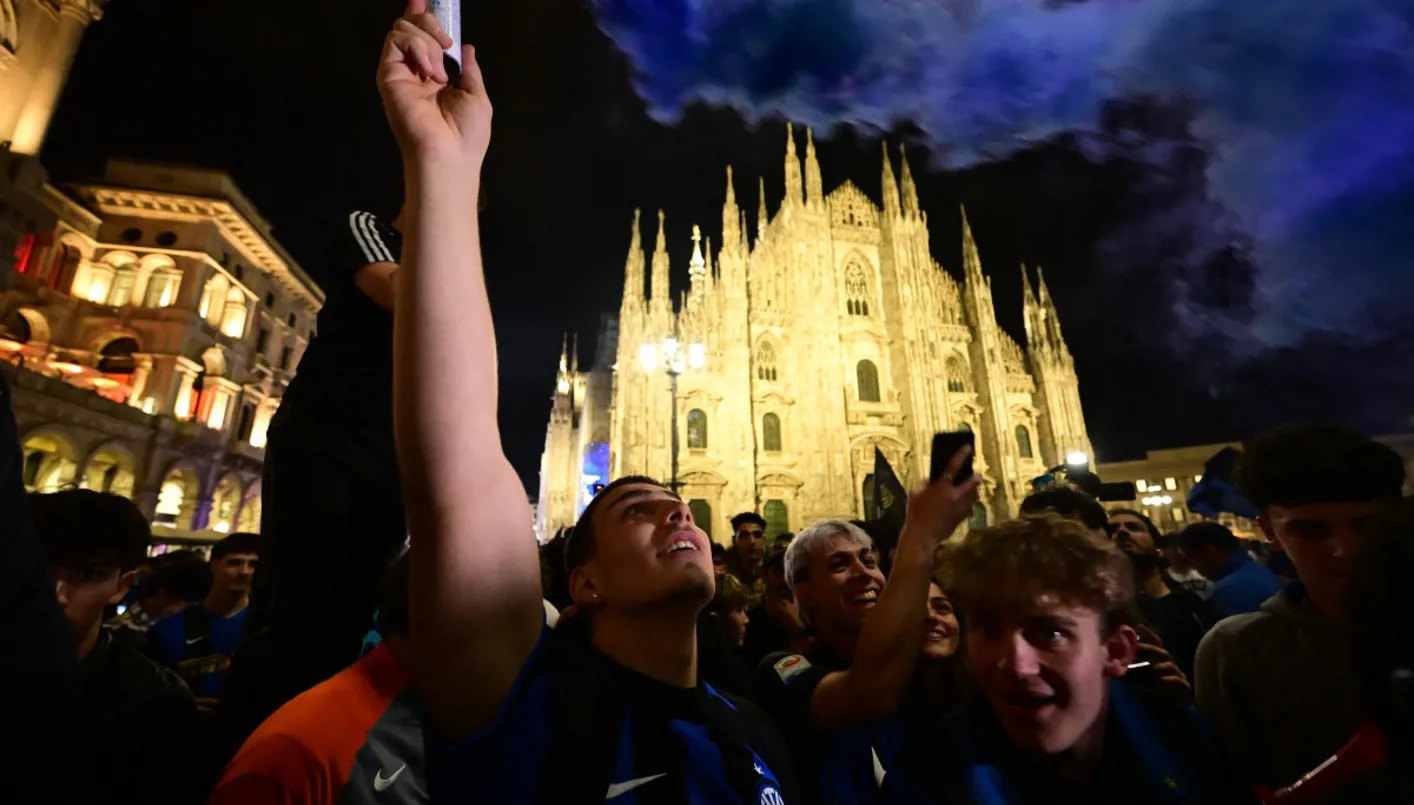 إنتر يحرز لقبه الـ21 قبل ثلاث مراحل من النهاية 

@Inter @SerieA
