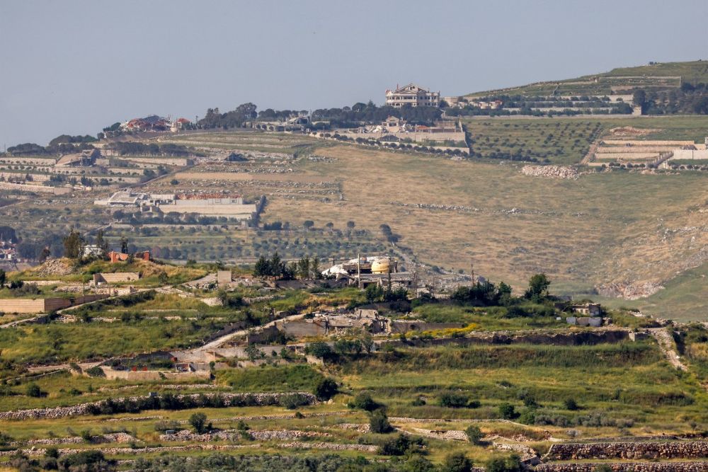 The town of Yaroun in the border strip. (AFP)