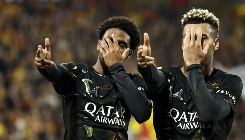 باريس سان جيرمان يتوج بلقب الدوري الفرنسي للمرة الـ14 في تاريخه