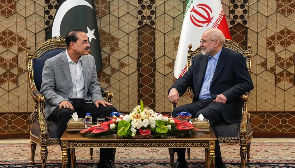 في "الدقيقة التسعين" بين أميركا وإيران... كيف نجحت باكستان في كسر جمود المفاوضات؟