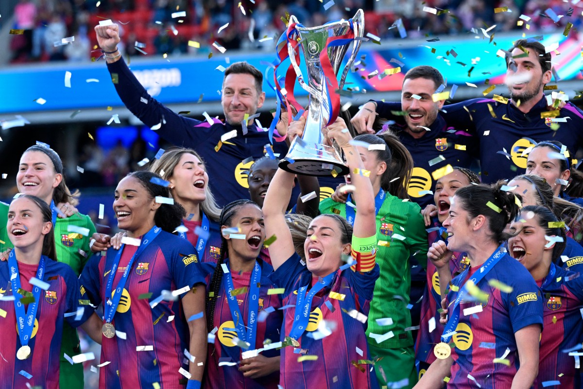 برشلونة متوّجاً بلقب دوري أبطال أوروبا. (أ ف ب)