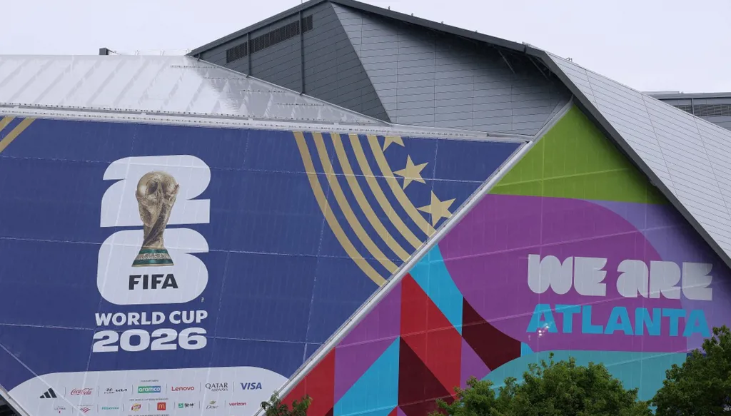 بين المدرجات ومراكز الاحتجاز... معضلة المهاجرين في كأس العالم 2026