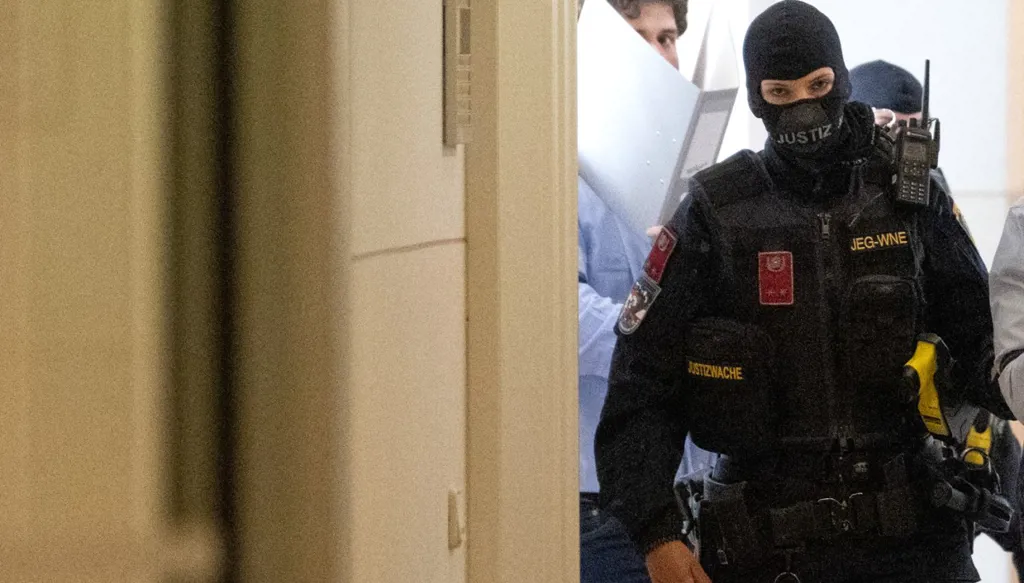 الحكم على نمسوي بالسجن 15 عاماً لتخطيطه لهجوم على حفلة لتايلور سويفت
