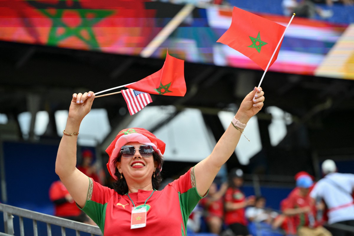 جماهير المغرب في المباراة أمام البرازيل في كأس العالم 2026. (أ ف ب)