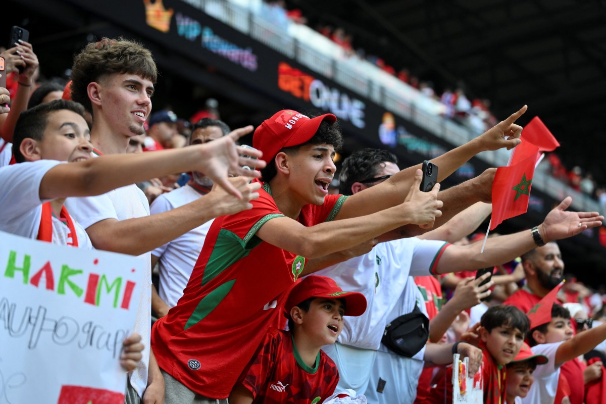 جماهير المغرب في المباراة أمام البرازيل في كأس العالم 2026. (أ ف ب)