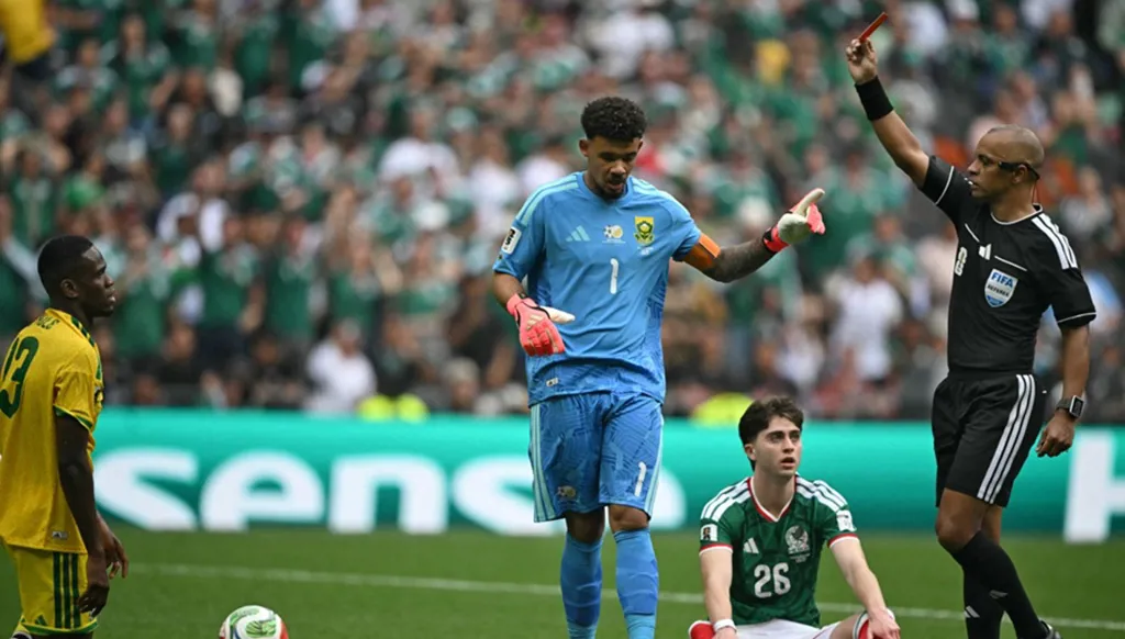 من هو سفيفيلو سيتول أول لاعب يطرد في كأس العالم 2026؟