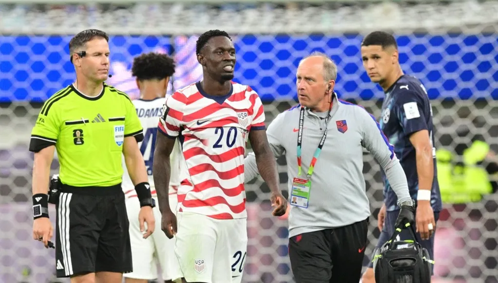 حادثة تحكيمية غير مسبوقة في مباراة الولايات المتحدة وباراغواي في كأس العالم 2026 (فيديو)