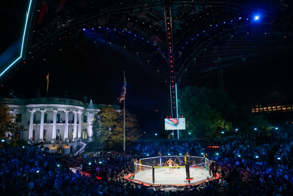 يوم تاريخي في البيت الأبيض بتنظيم UFC Freedom 250. (أ ف ب)