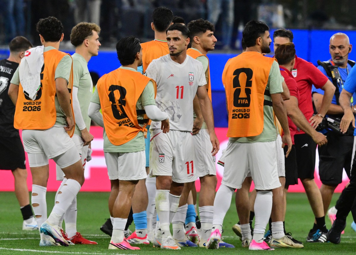 لاعبو منتخب إيران. (أ ف ب)