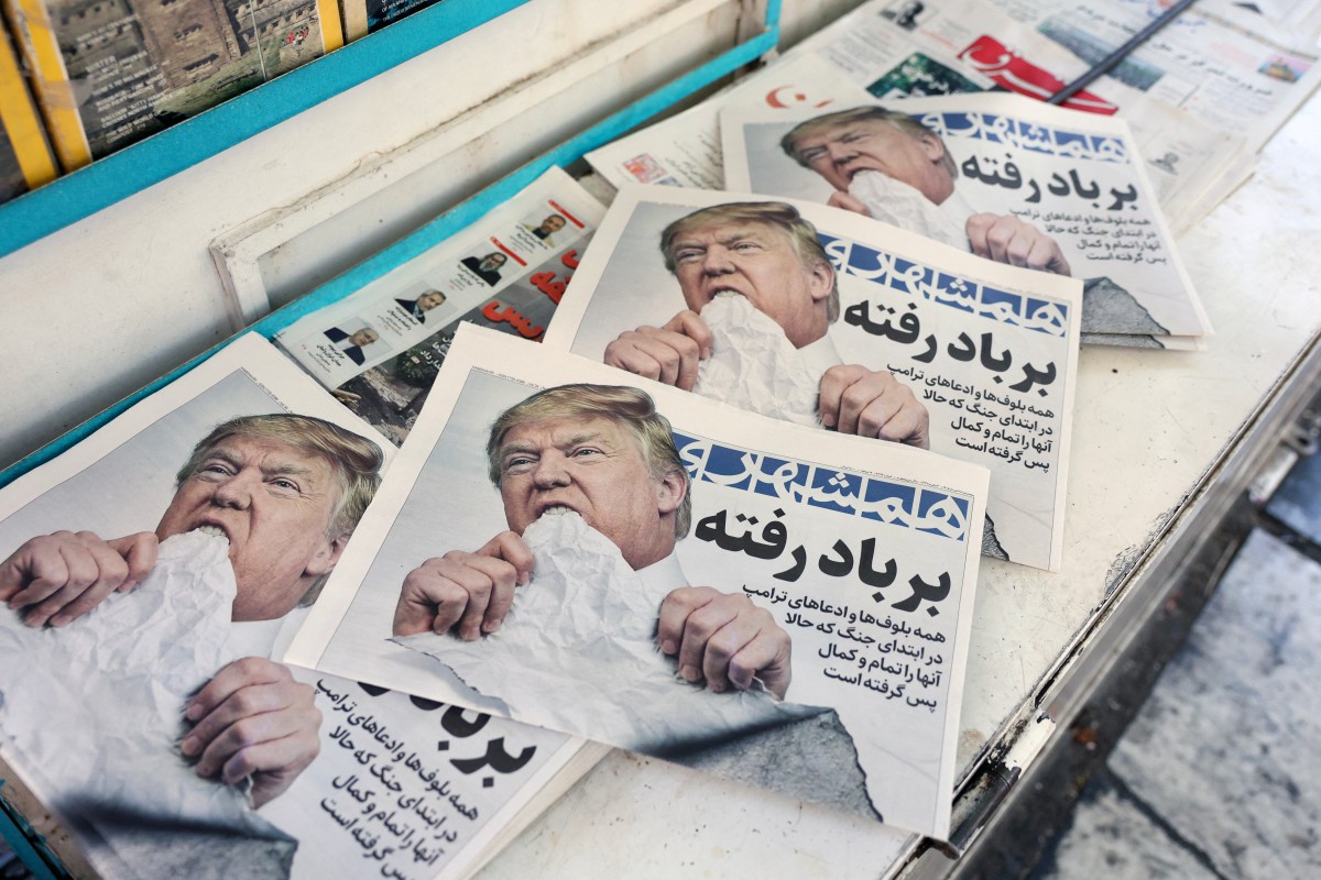 صحيفة إيرانية. (أ ف ب)