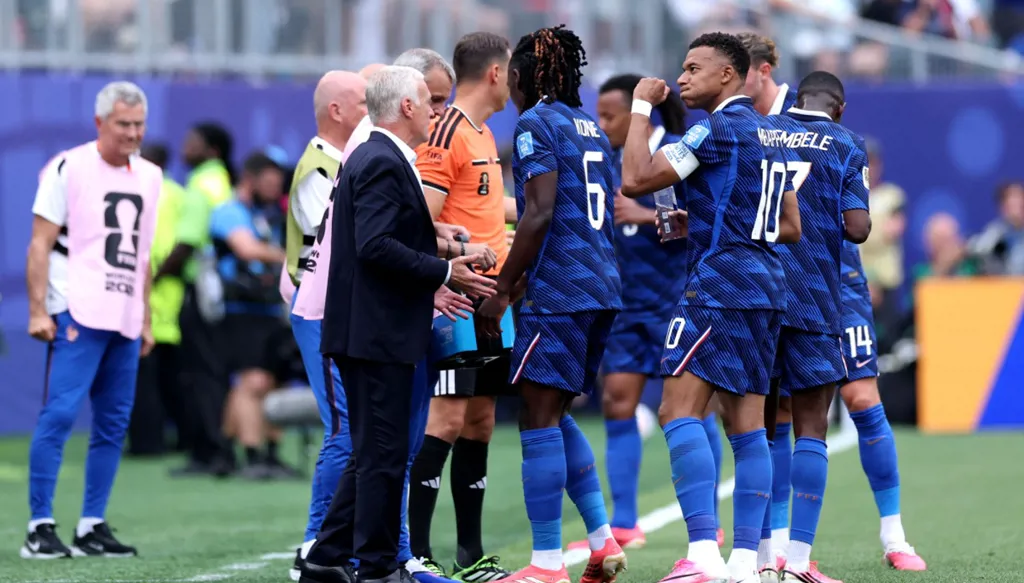 إنفانتينو يُبرّر استراحة الترطيب في كأس العالم 2026