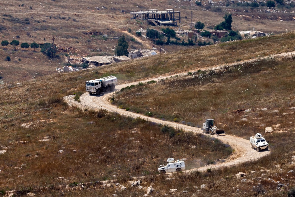 دورية لليونيفيل في جنوب لبنان (أ ف ب).