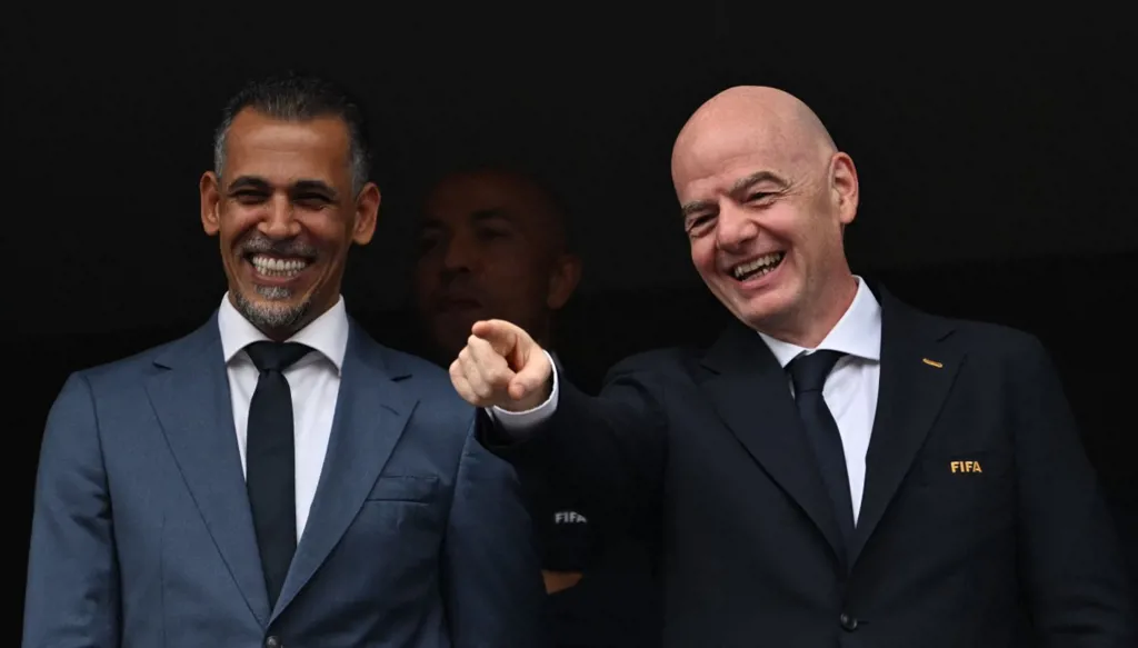 قائد منتخب ألمانيا السابق يفتح النار على إنفانتينو
