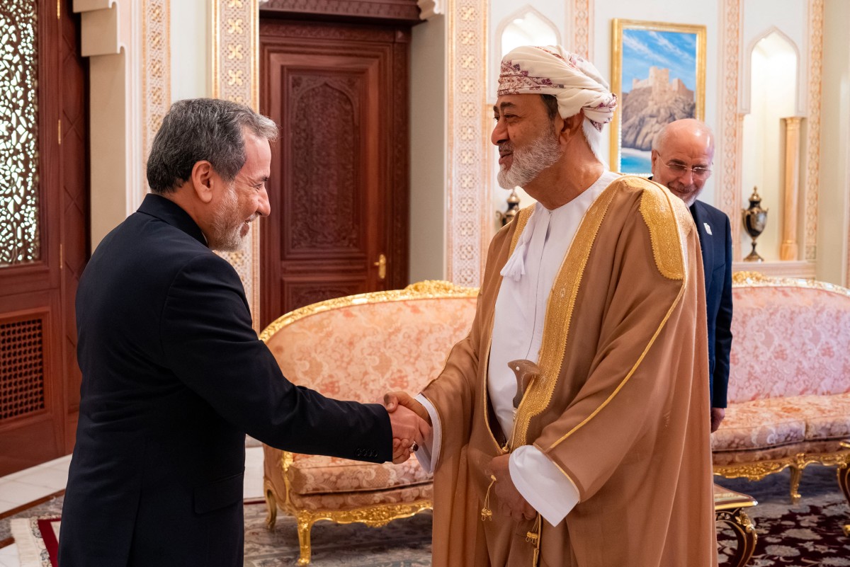 عراقجي في باكستان (أ ف ب).