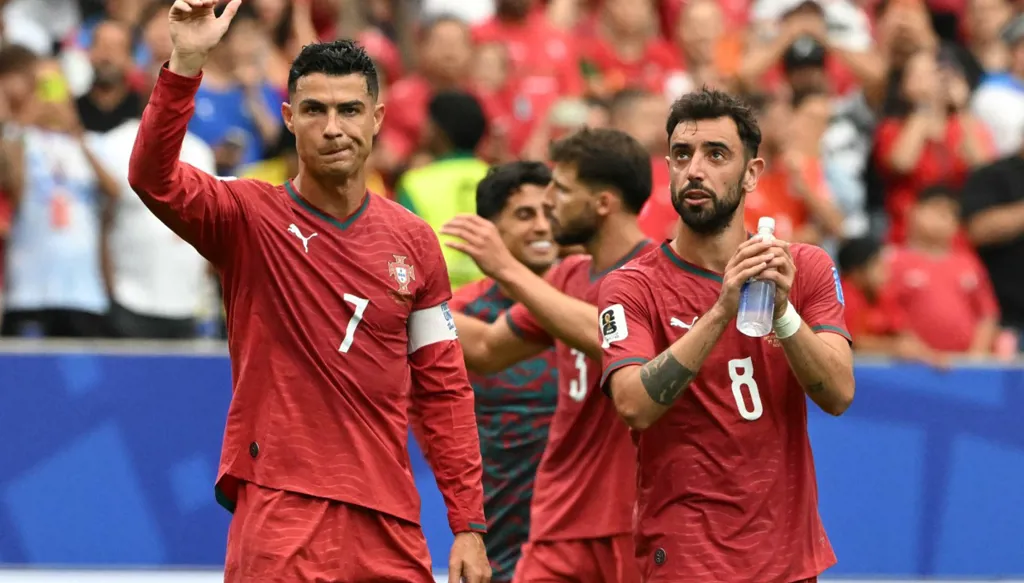 لاعبو البرتغال. (أ ف ب) 