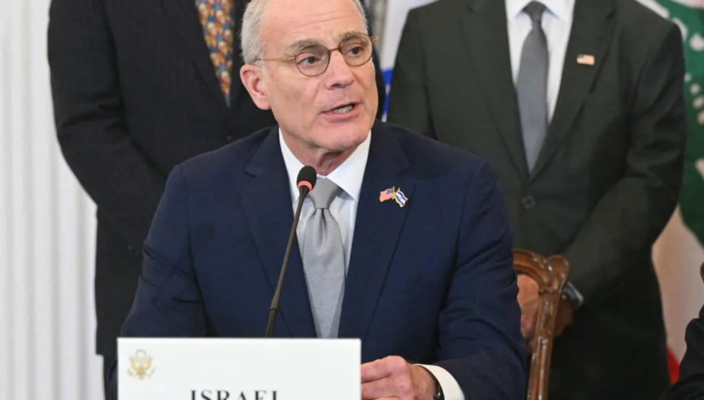السفير االإسرائيل في واشنطن (أ ف ب).