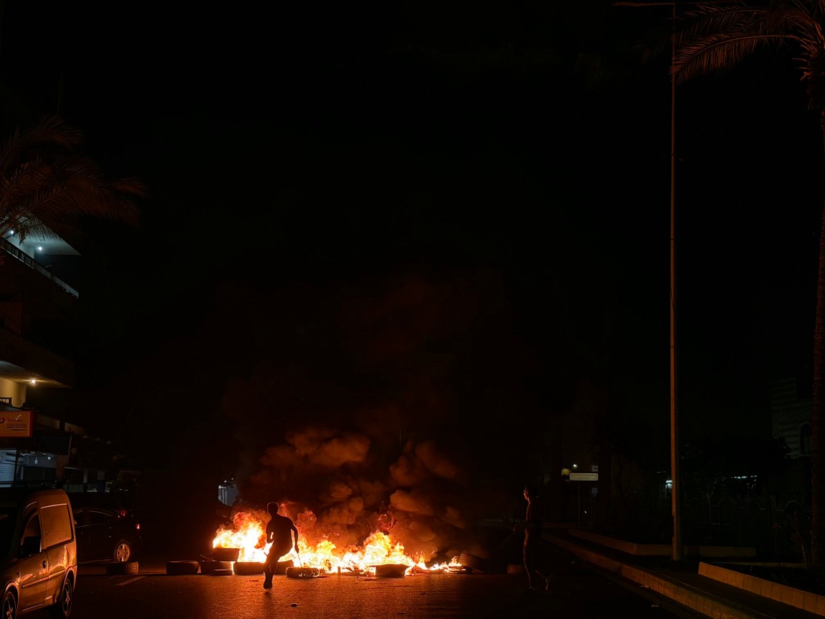 قطع طريق المطار من قبل مناصري 