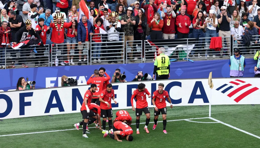مصر تتعادل مع إيران وتتأهل إلى دور الـ32 لكأس العالم 2026