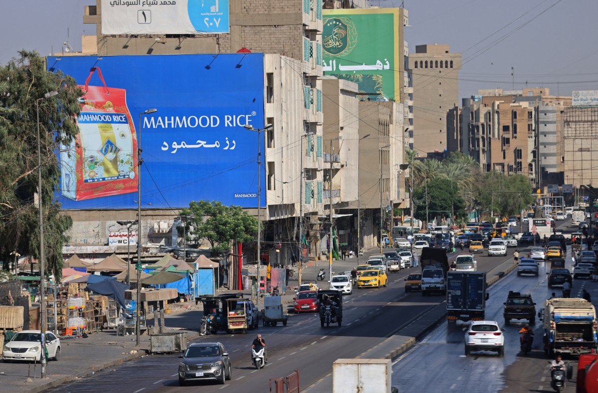 حملة مكافحة الفساد في العراق تتوسع مع ملاحقة مسؤولين ونواب واسترداد أموال عامة. (أ ف ب)