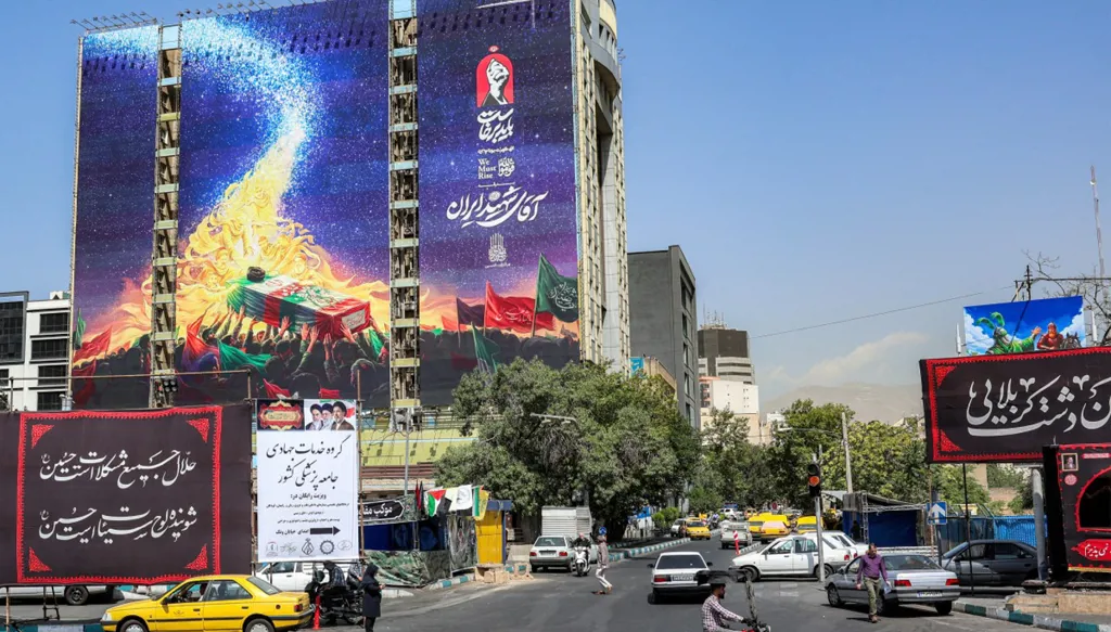 مشهد من العاصمة الإيرانية طهران (أ ف ب)