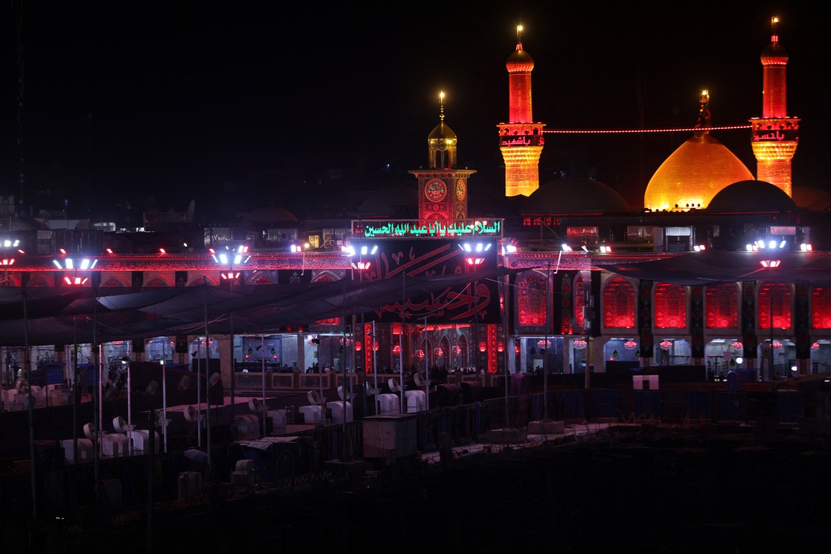 مرقد الإمام الحسين في كربلاء (أ ف ب).