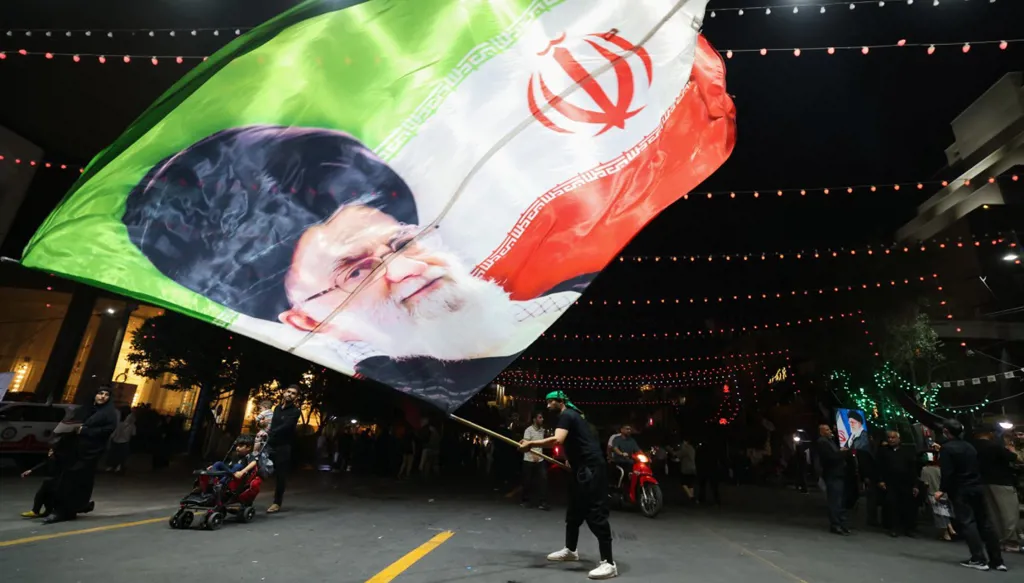 إيران بعد علي خامنئي... قيادة غائبة وسيناريوان للمستقبل