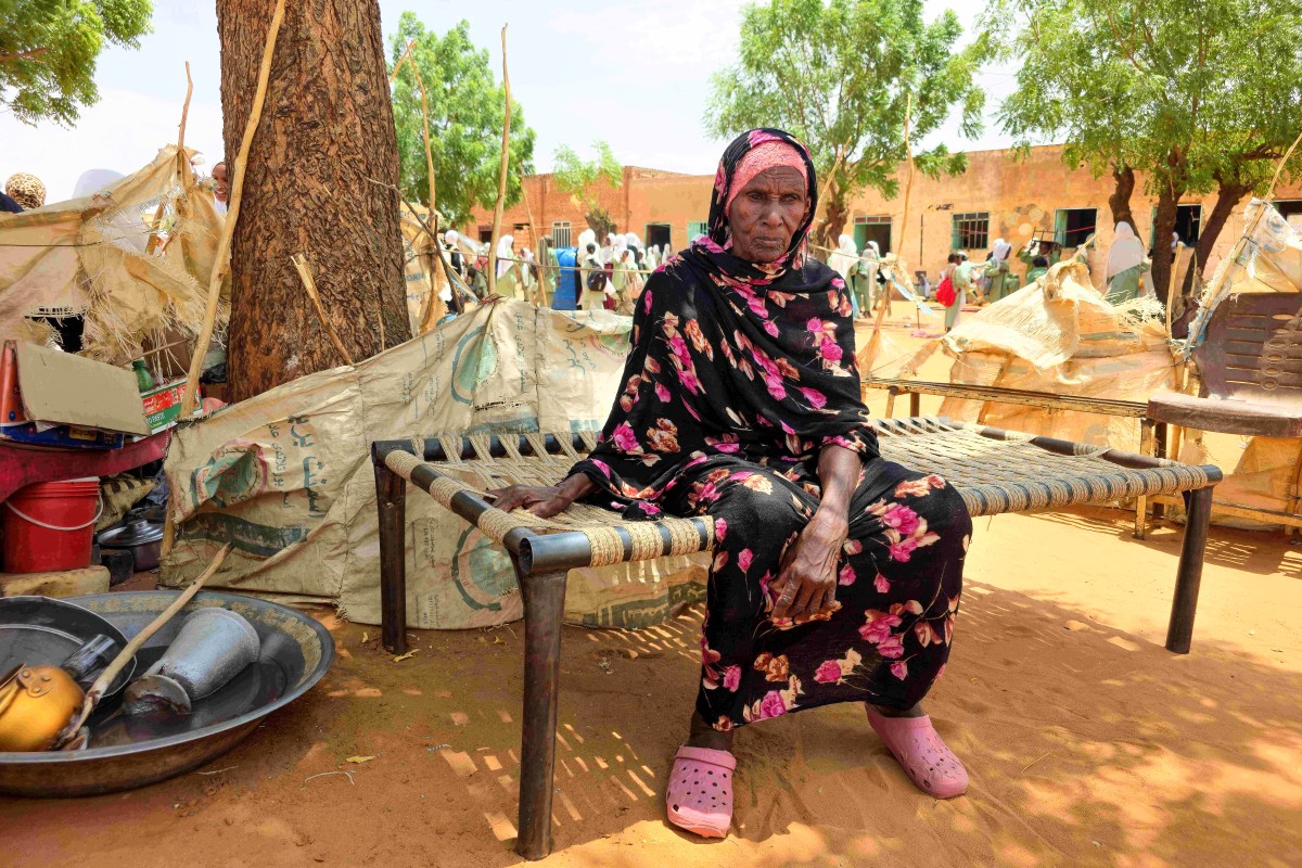 امرأة سودانية في مدينة الأبيض (أ ف ب).