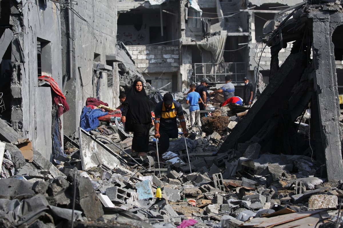 فلسطينيون في غزة، (ا ف ب).