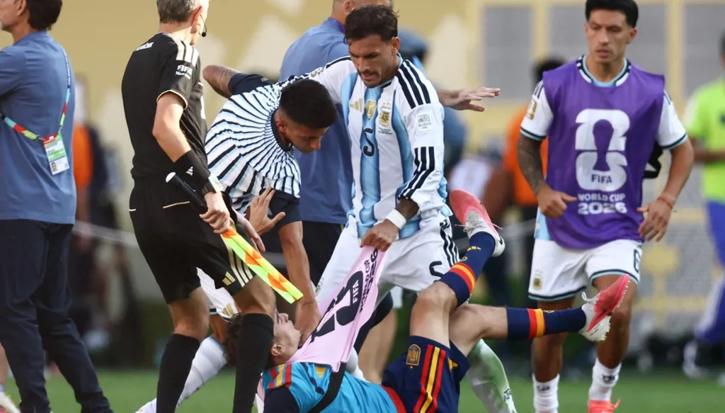 بعد فوضى نهائي كأس العالم... عقوبات قاسية تلوح في الأفق