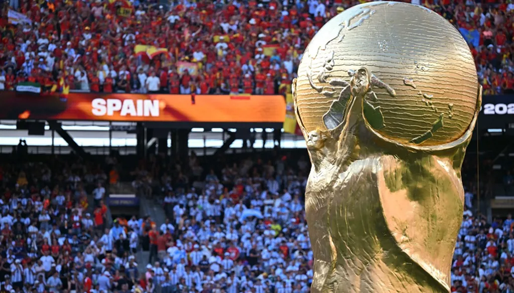 هل يرتفع عدد المنتخبات المشاركة في كأس العالم 2030 إلى 64 منتخباً؟