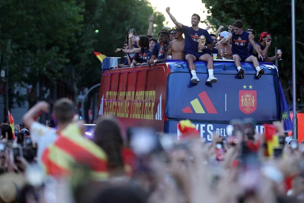 استقبال أبطال العالم في مدريد. (أ ف ب)