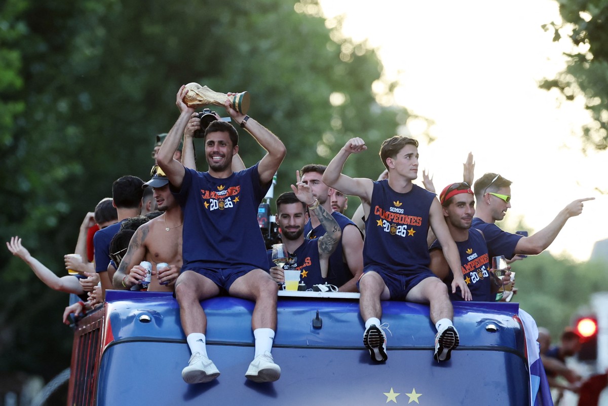 استقبال أبطال العالم في مدريد. (أ ف ب)