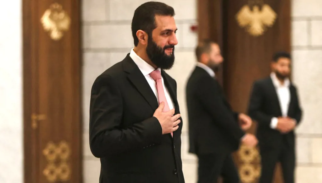 الرئيس السوري أحمد الشرع. (أ ف ب)