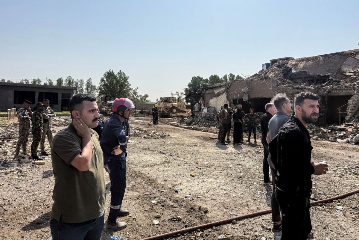 الهجمات على مقرات الحشد الشعبي فتحت مرحلة جديدة من التصعيد الأمني في العراق. (أ ف ب)