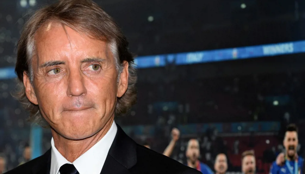 أول تعليق لروبرتو مانشيني بعد استلامه مهمة تدريب منتخب إيطاليا