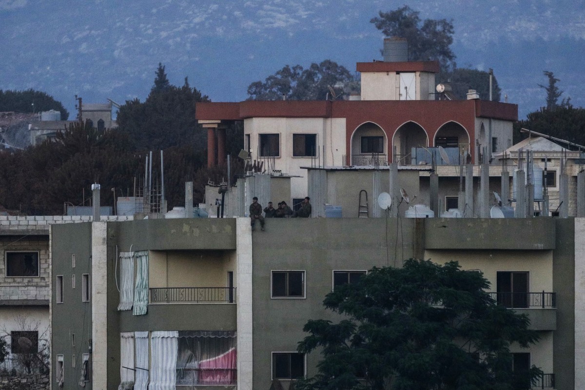 جنود إسرائيليون في زوطر الشرقية (أ ف ب).